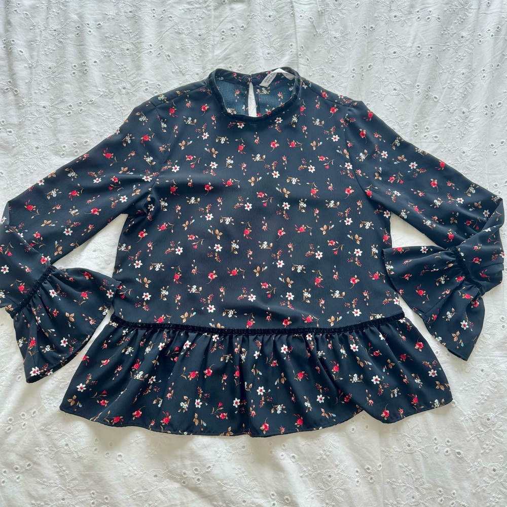 Zara Floral Blouse with Bell Sleeves (Size S)